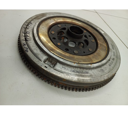 Маховик двигателя