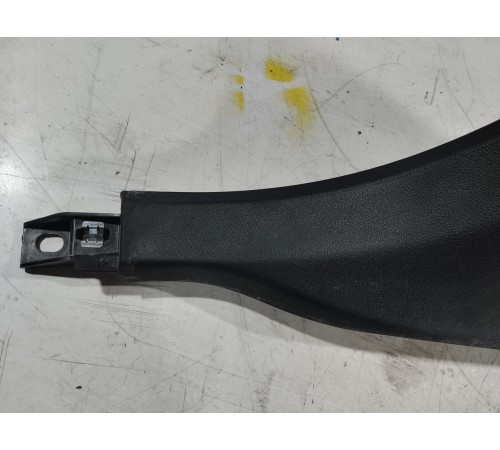 Обшивка центральной стойки(правая нижняя)