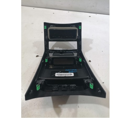 Накладка центральной консоли задняя