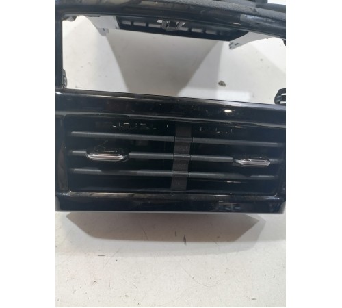 Накладка центральной консоли задняя