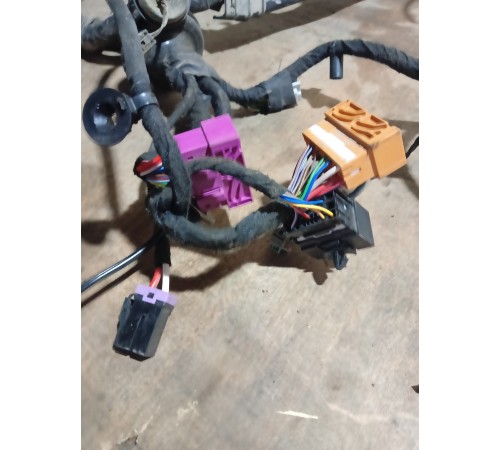 Электропроводка подкапотная с монтажным блоком