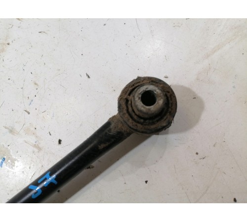 Рычаг поперечный задний правый