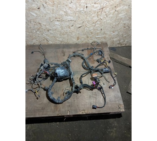 Электропроводка подкапотная с монтажным блоком