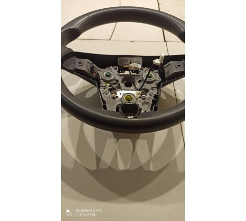 Рулевое колесо(руль)