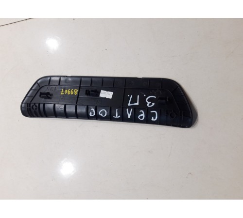 Накладка порога (задняя правая)