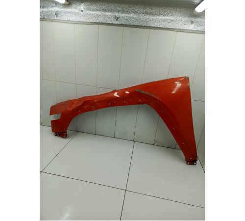 Крыло переднее левое