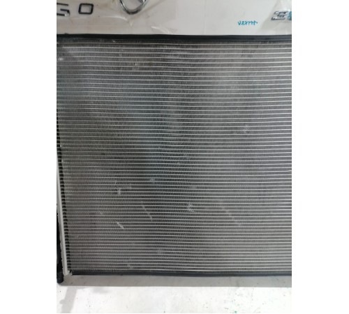 Радиатор охлаждения двигателя