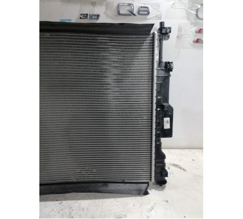 Радиатор охлаждения двигателя