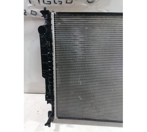 Радиатор охлаждения двигателя