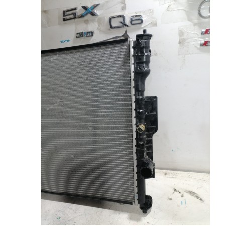 Радиатор охлаждения двигателя