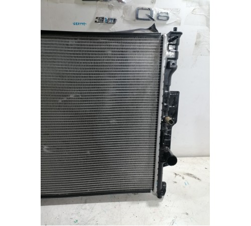 Радиатор охлаждения двигателя