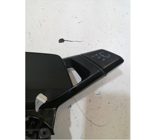 Панель приборов с селектором режимов вождения