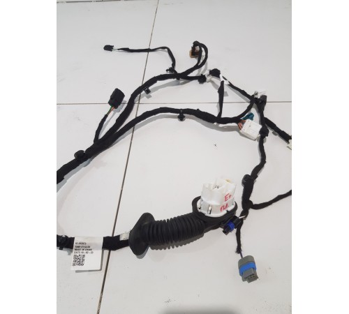 Электропроводка двери передняя левая