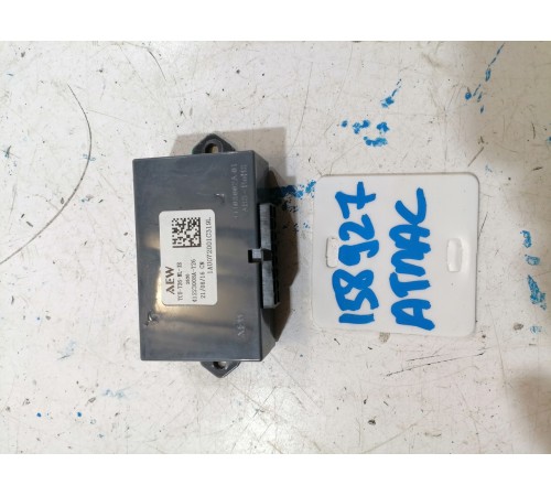 Блок управления заднего сиденья