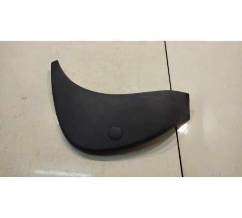 Накладка задней двери (внутренняя, левая)