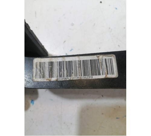 	Педаль тормоза