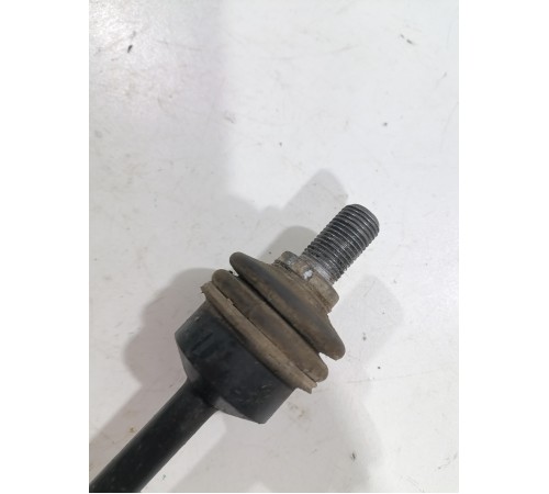 Стойка стабилизатора задняя 