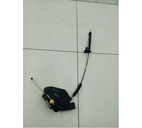 Замок двери передний правый