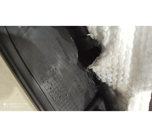 Накладка порога (передняя, правая, с подсветкой)