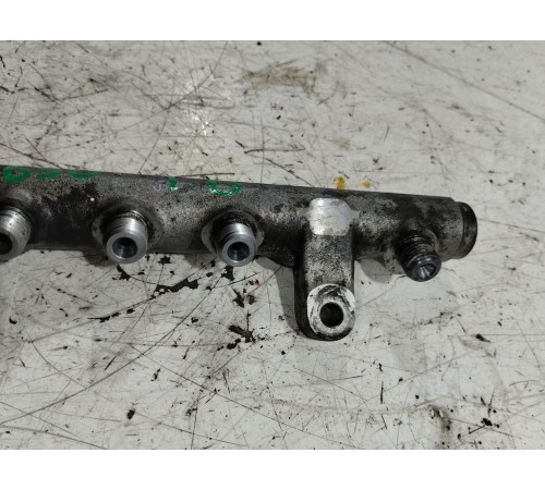 Топливная рампа рейка