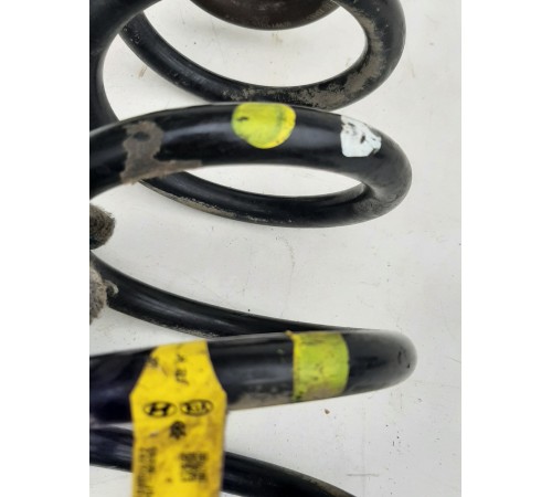 Пружина подвески задняя