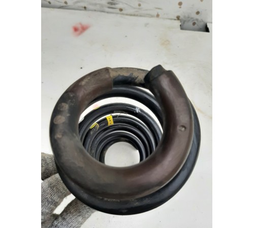 Пружина подвески задняя