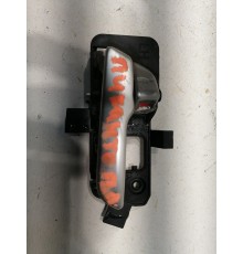 Ручка двери внутренняя передняя левая