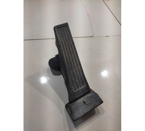 Педаль газа