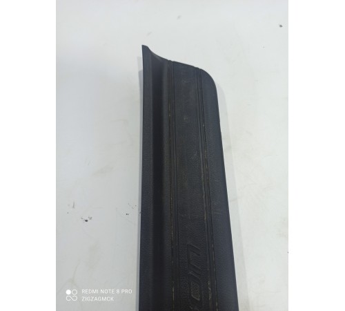 Накладка порога внутренняя передняя правая