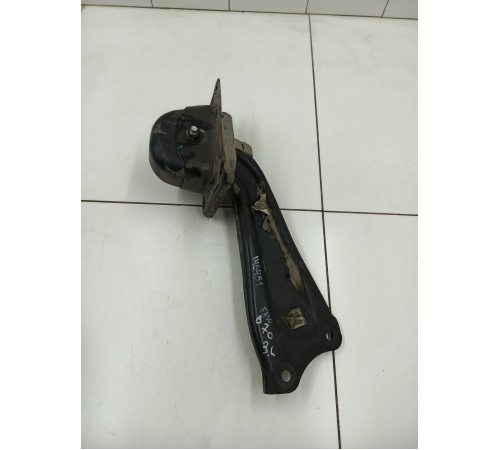 Рычаг подвески задний левый