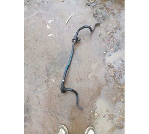 Стабилизатор подвески передний