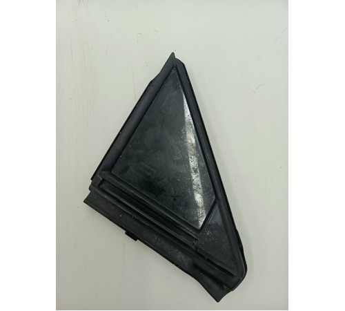 стекло форточка правая