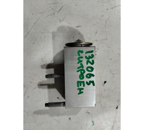 Клапан осушителя кондиционера