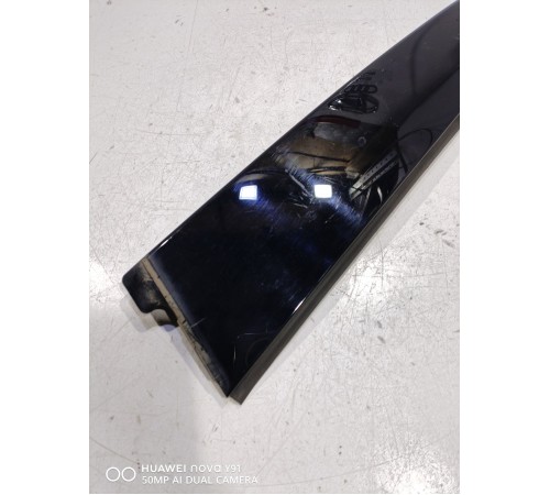 Накладка двери (задняя правая)