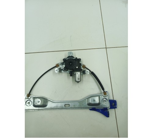 Стеклоподъемник двери задний правый