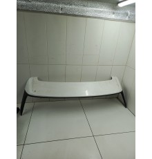 Спойлер крышки багажника