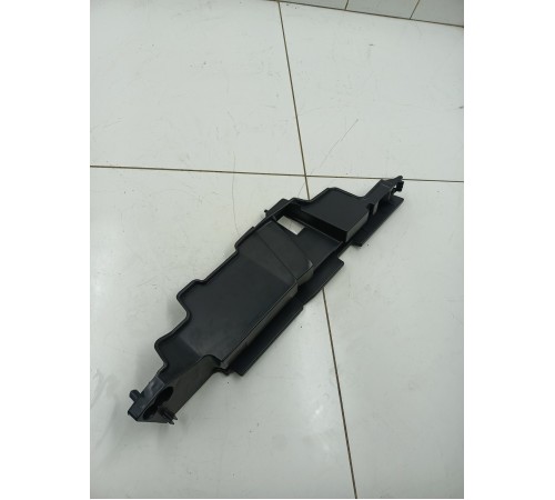 Кронштейн крепление пола багажника правый