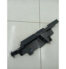 Кронштейн крепление пола багажника правый