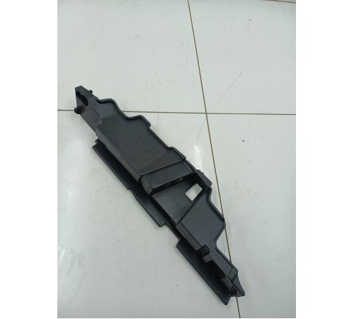 Кронштейн крепление пола багажника правый