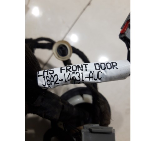 Электропроводка двери (передняя, левая)