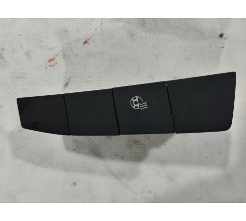 Кнопка подогрева руля