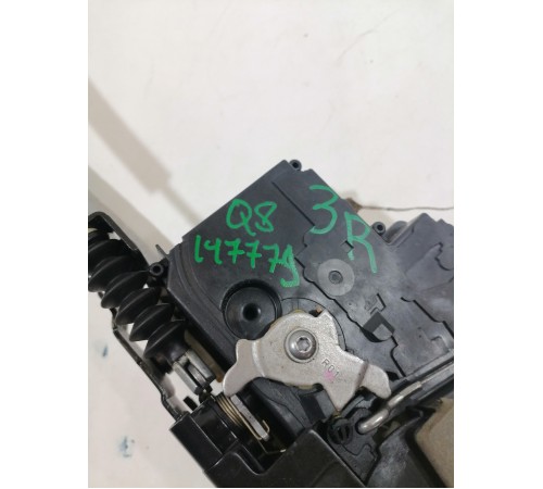 Замок двери задний правый