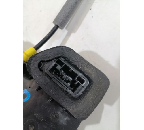 Замок двери задний правый