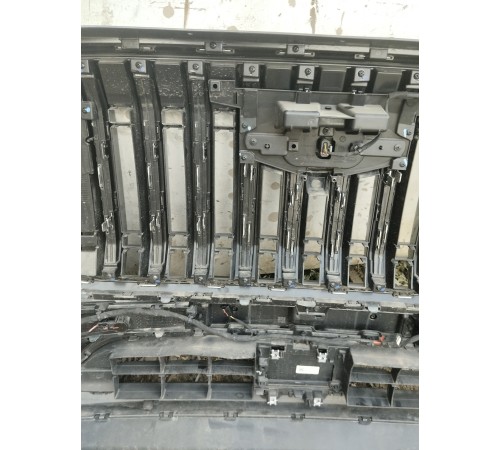 Передний бампер в сборе