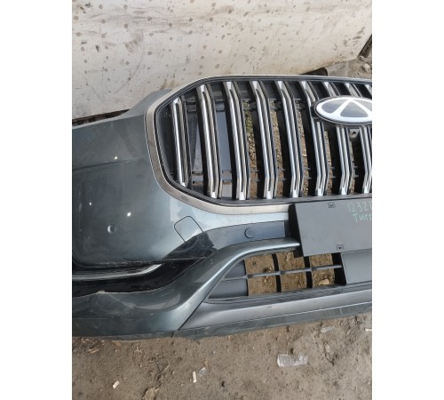 Передний бампер в сборе