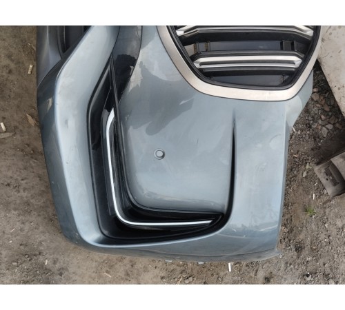 Передний бампер в сборе