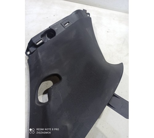 Обшивка стойки (задняя левая)