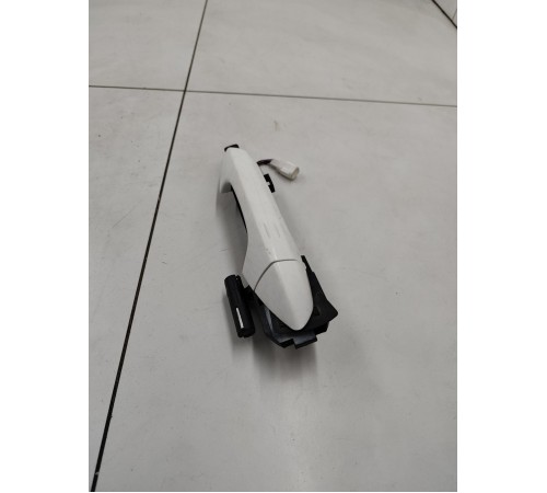 Ручка двери передняя правая наружная