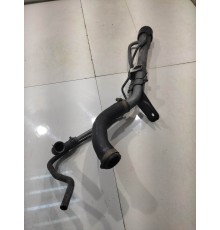 Горловина топливного бака