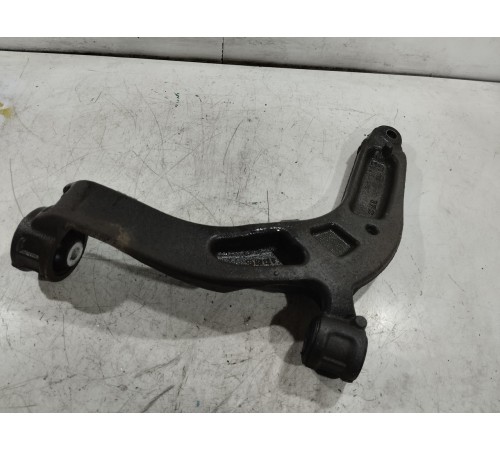 Рычаг подвески передний правый